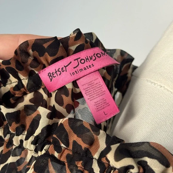 Betsey Johnson Leopard Print Chemise with Pink Accents - Picture 7 of 7